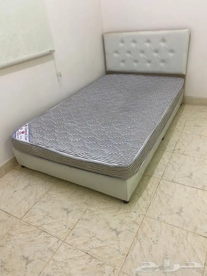 سرير نفر و نص للبيع 0