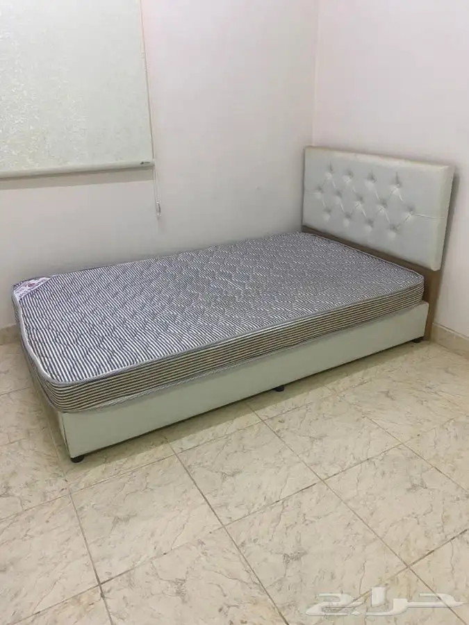 سرير نفر و نص للبيع 1