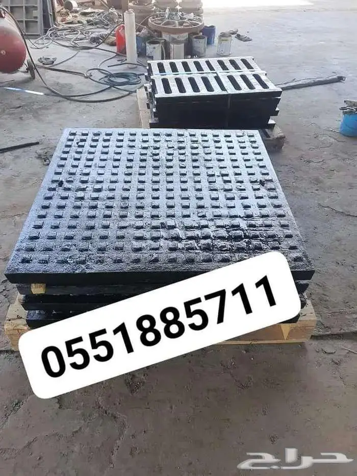 حواجز طرق مصدات سيارات مناهل كهربا قواعد كراسي 11