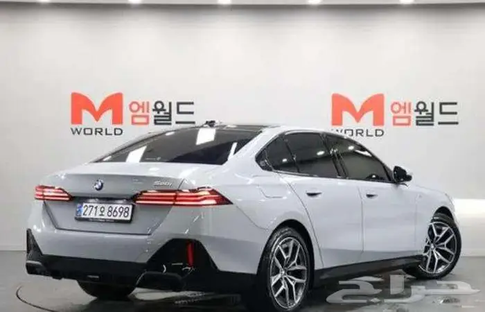 بي ام دبليو الفئة الخامسة BMW 5 Series 520i M Sport 2025 2