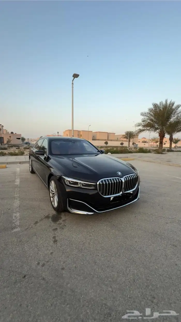 بي ام دبليو 2022 730 الممشى قليل 2