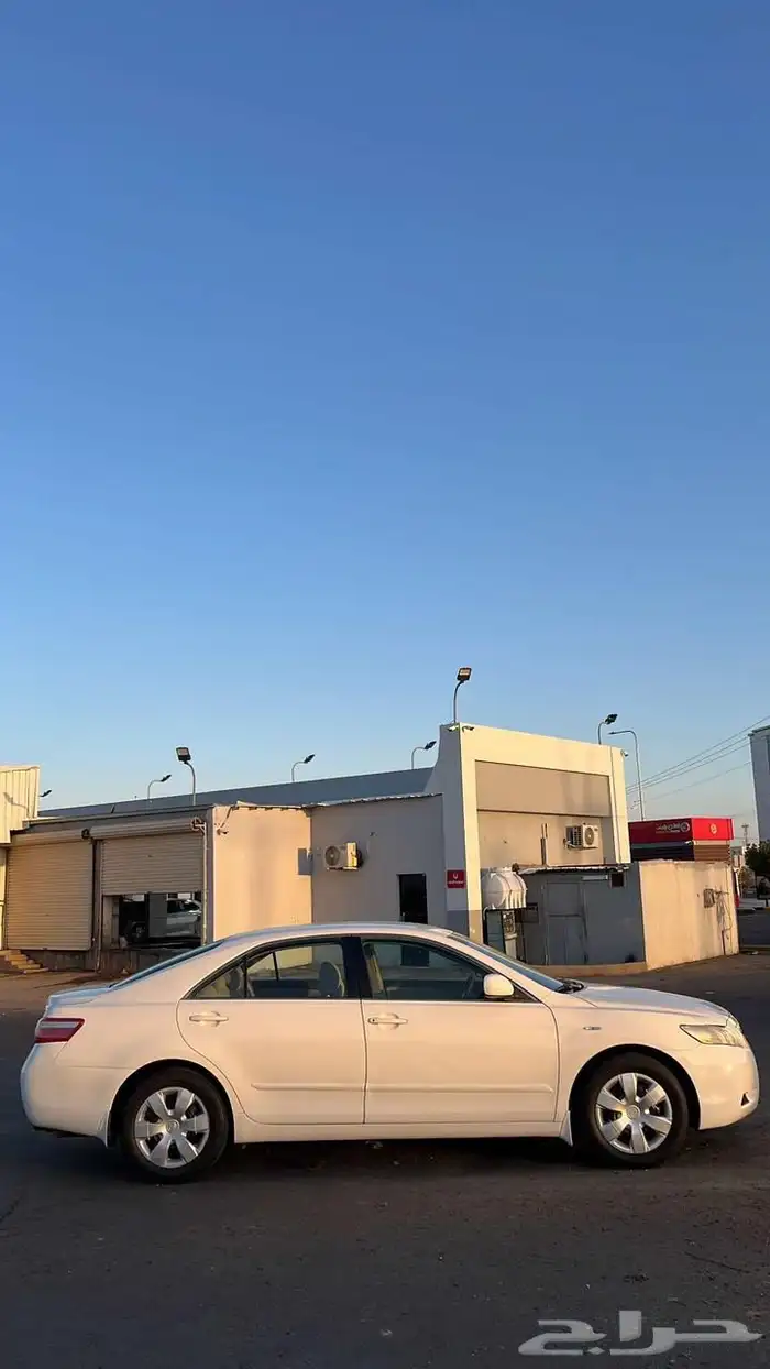 كامري 18