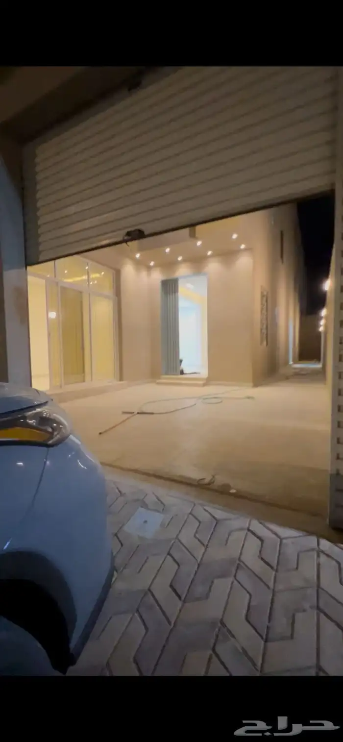 فيلا للايجار حي عكاظ 14