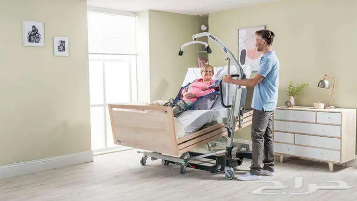 رافعة مريض طبيه ماركة Invacare إنفاكير امريكيه 220كيلو 4