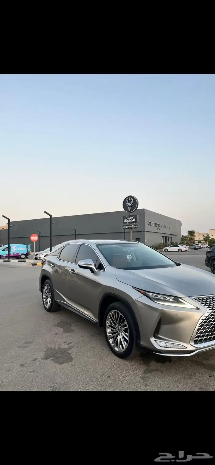 لكزس RX 350 موديل 2022 1
