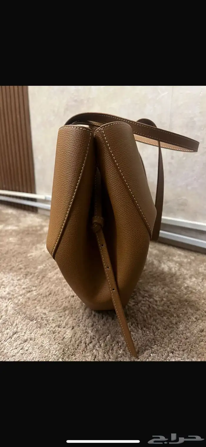 شنطة بولين اصلية وجديده مع الفاتوره حقت الشراء 3