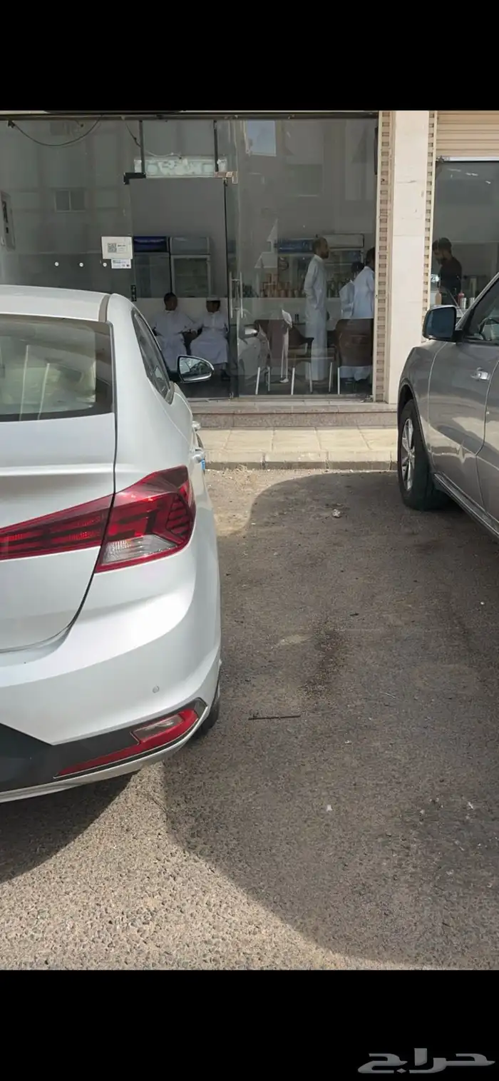 بوفيه للتقبيل فتحتين 1