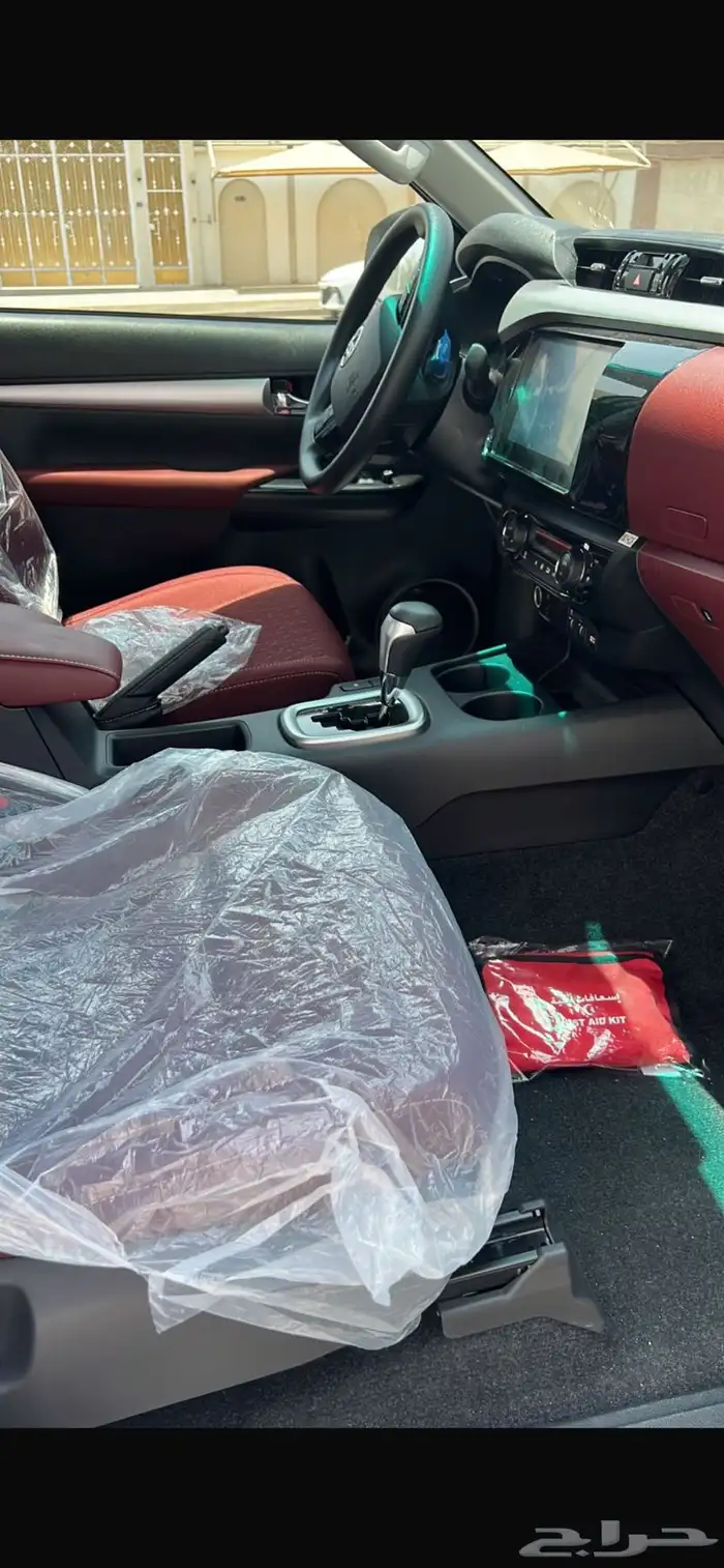 للبيع هايلوكس غمارتين دبل فل كامل SGLX 4X4 2.7L AT 1