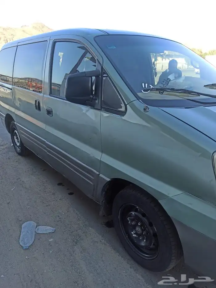 بسعر 13500 هيونداى H1 أوتوماتيك بنزين موديل 2006 ممشي 360 1