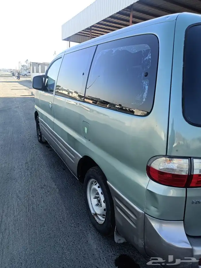 بسعر 13500 هيونداى H1 أوتوماتيك بنزين موديل 2006 ممشي 360 5