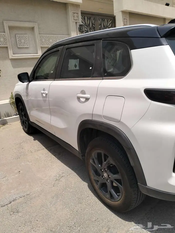 اوربان كروز 2025 2