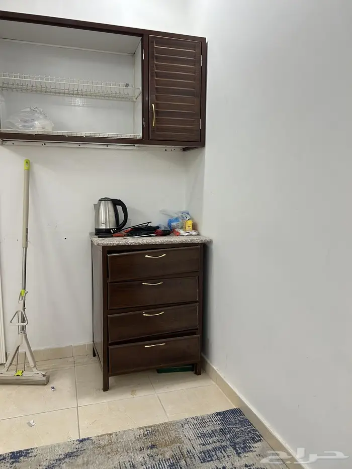 دواليب ملابس وكنب وسجاد للبيع مستعمل 2