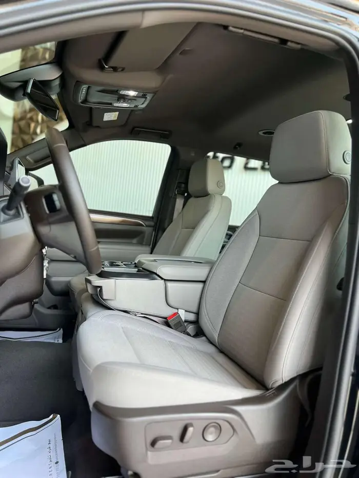GMC YUKON SLE 2024 BLACK 8