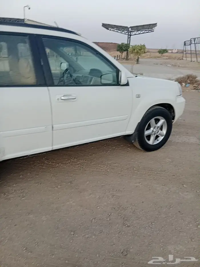 نيسان 1
