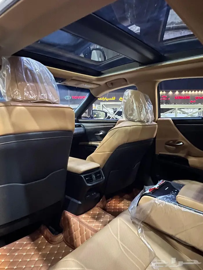 لكزس ES350CC موديل 2023 لوحات 10