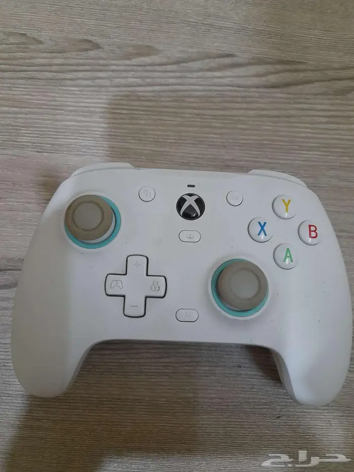 يد للكمبيوتر واكس بوكس من Gamesir 0