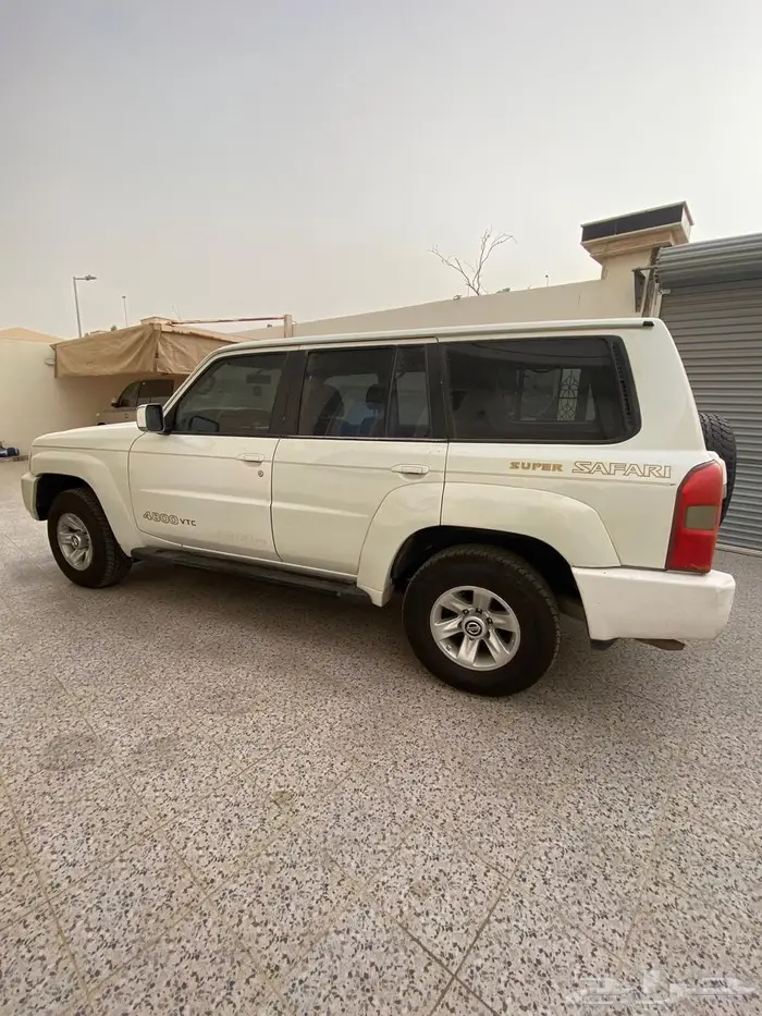 بترول سفاري فتك مكينه 4800 موديل 2005 مبيوعات حكوميه 4
