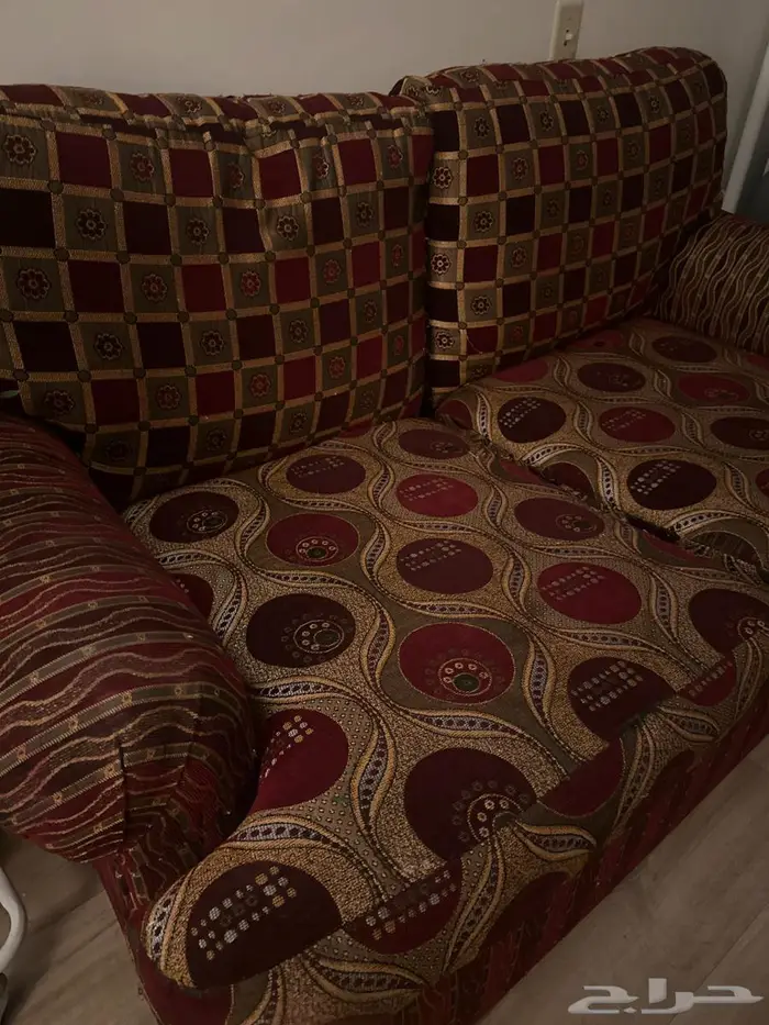 كنبة مقعدين مستخدمه نظيفه للبيع 1