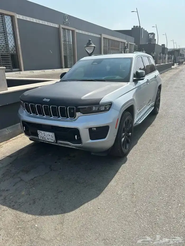 jeep Grand Cherokee Overland 2023جراند شيروكي اوفر لاند 5