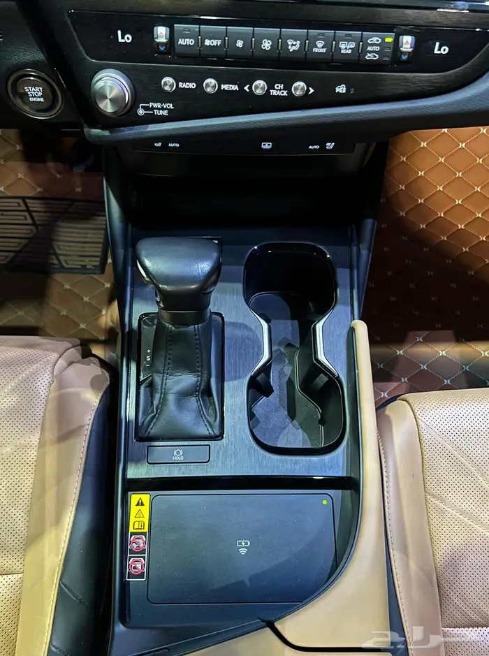 لكزس ES350CC موديل 2023 لوحات 9