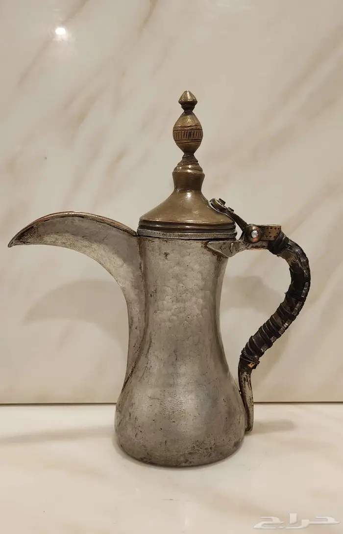 تم البيع دله حساويه قليب الذيب قرينيه أصل ومشروطه الاصاله 3