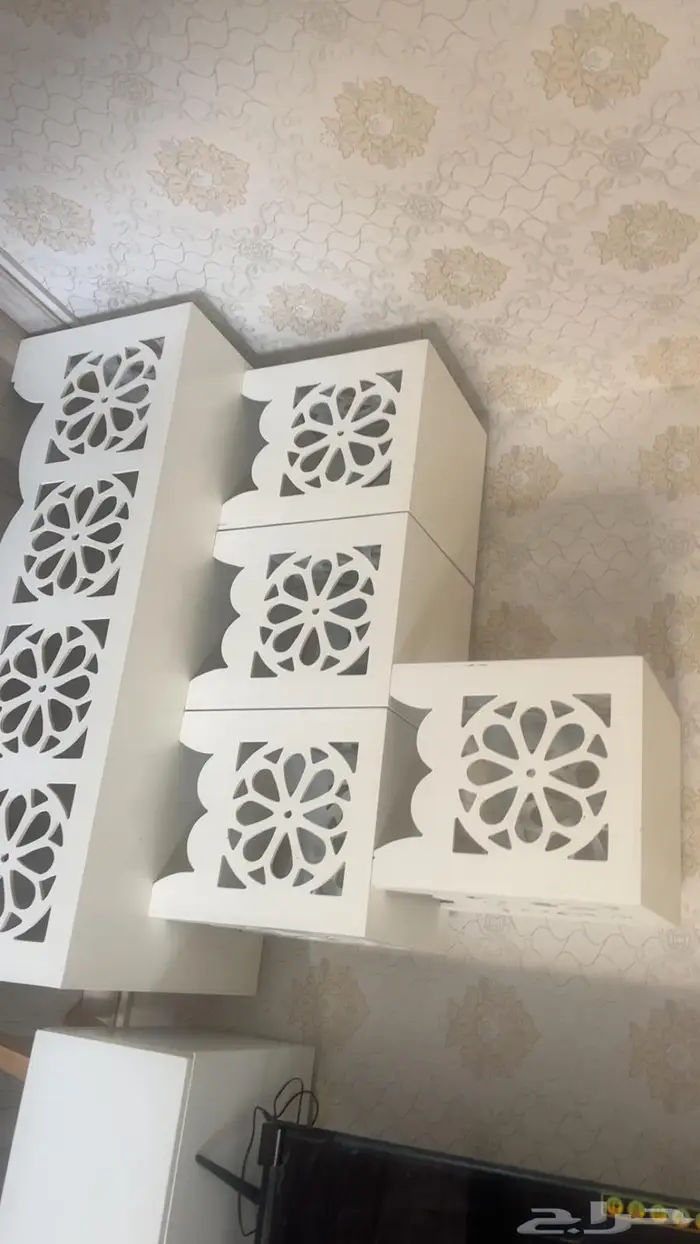 طاولات خدمة 1