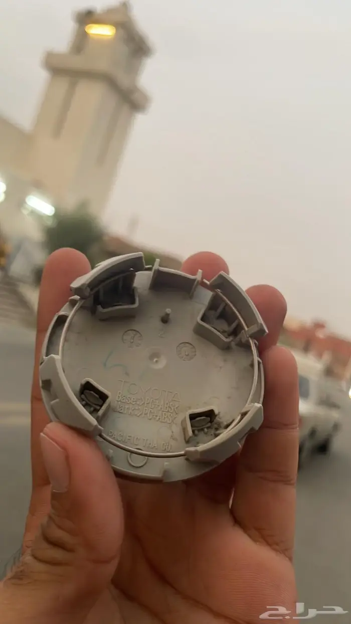 غطا جنط كامري 19 0