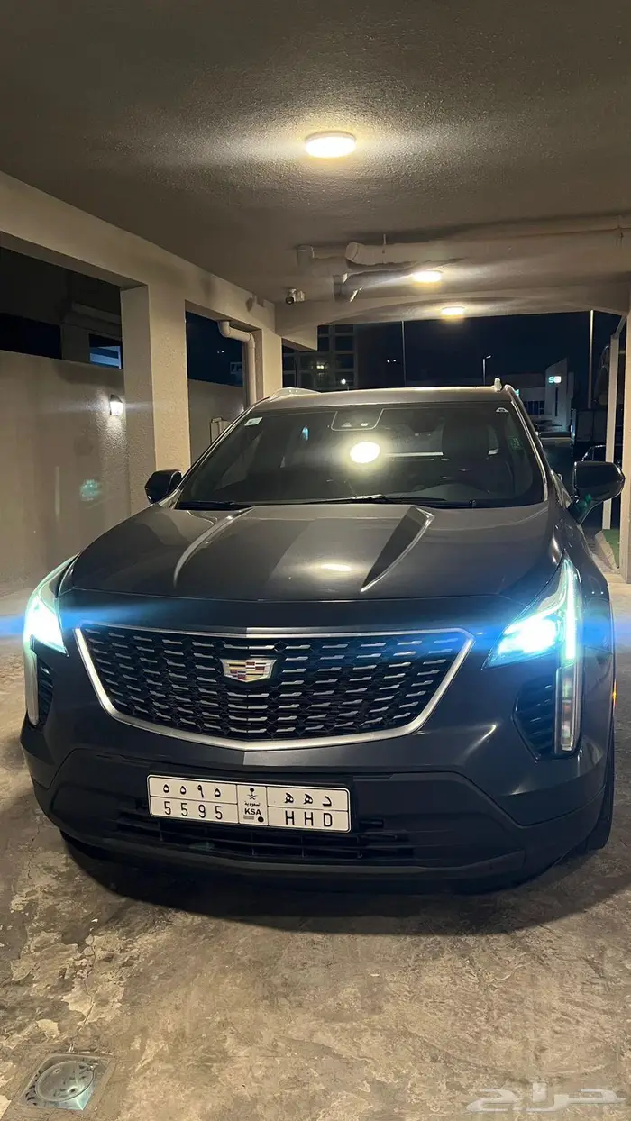 كاديلاك xt4 2021 5