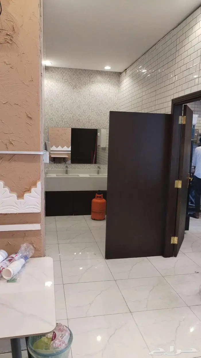 مطعم كبدة للتقبيل 0