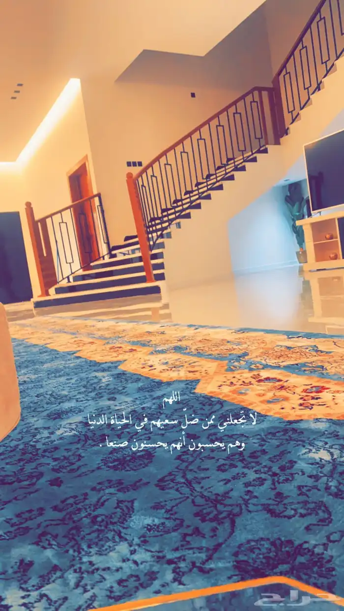 للبيع أرض استراحات مع قصر فاخر 2