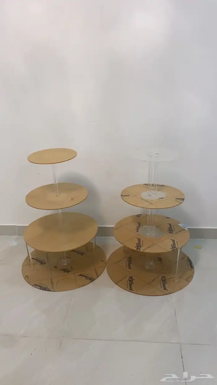 استاندات اكريلك للبيع جديده 0