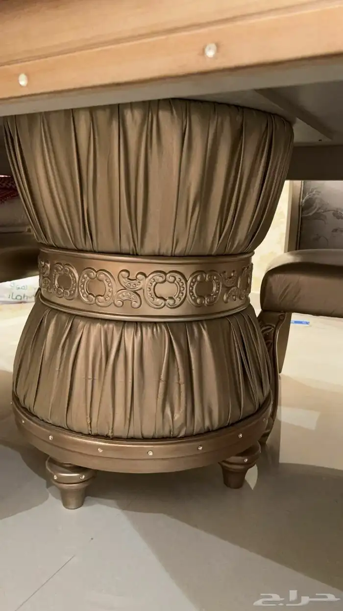 طاولة طعام فخمه 12 كرسي ب 3700 ريال فقط 4