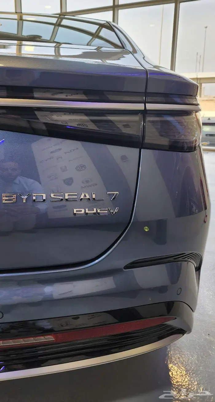 بي واي دي سيل 7 موديل 2025 افضل سعر من سفنز للسيارات 5