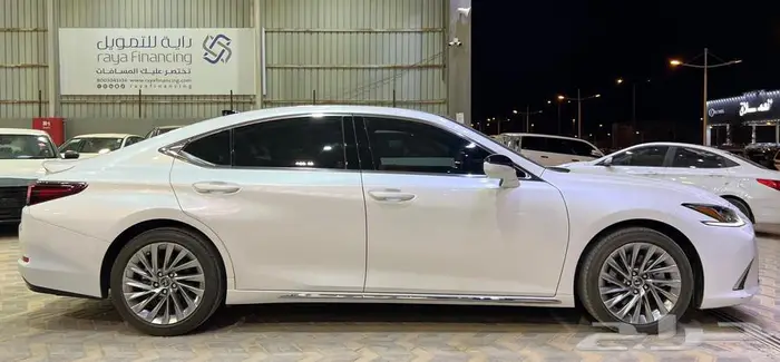 لكزس ES350CC موديل 2023 لوحات 16