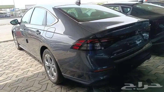 هوندا اكورد LX موديل 2025 لفتره محدوده 121595 شامل الضريبه 11