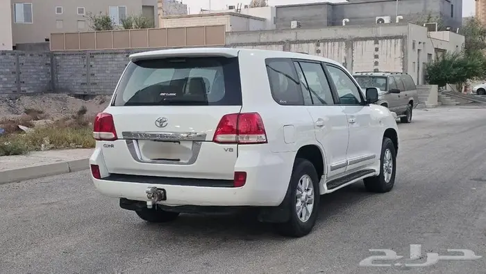 للبيع جكسار 2009V8. 6