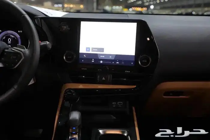 ليكزس NX 350 h فتحة سقف جلد هايبرد خليجي موديل 2025 9