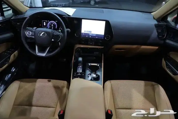 ليكزس NX 350 h فتحة سقف جلد هايبرد خليجي موديل 2025 10