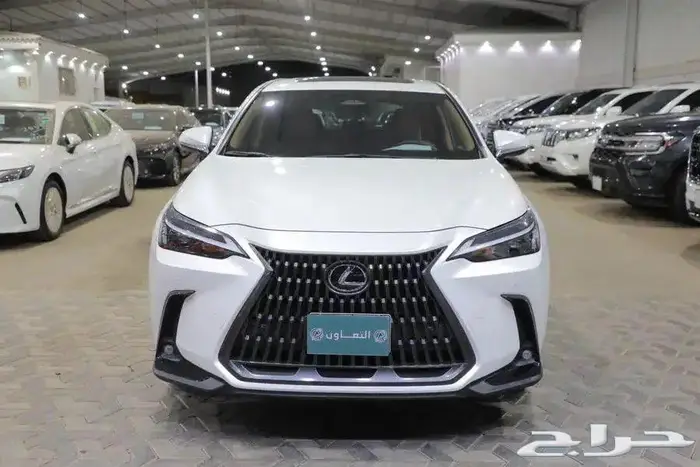 ليكزس NX 350 h فتحة سقف جلد هايبرد خليجي موديل 2025 2