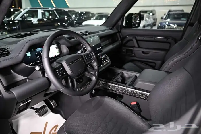 شركة البريمي لسيارات Defender Octa Edition One 9