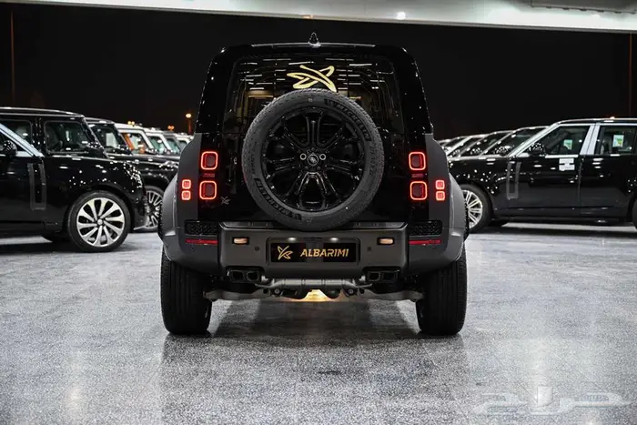 شركة البريمي لسيارات Defender Octa Edition One 14
