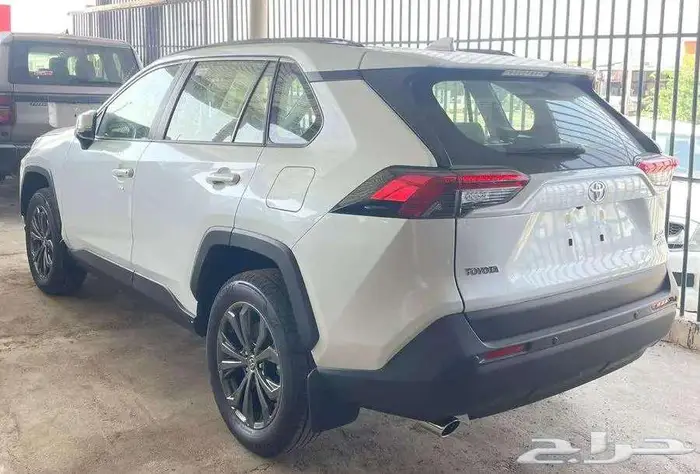 تويوتا راف فور XLE بنزين 2025 8