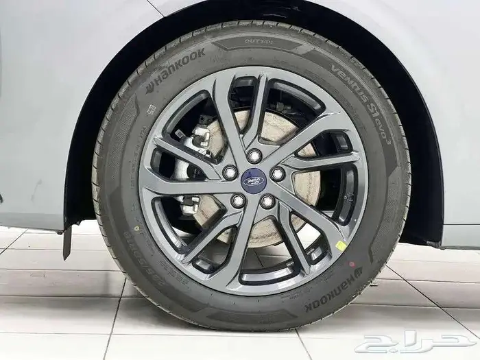 فورد توروس - ترند - هايبرد - 2025 4
