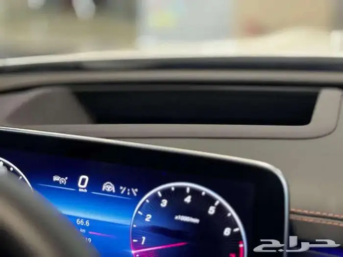 مرسيدس C300 AMG 3MATIC موديل 2023(تمويل - كاش ) 24