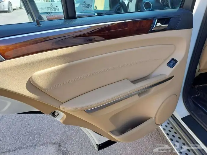 مرسيدس بنز 6 سلندر ML350 AMG نظيف جدا 23