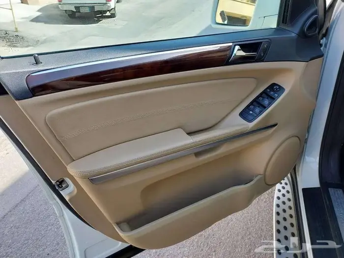 مرسيدس بنز 6 سلندر ML350 AMG نظيف جدا 18
