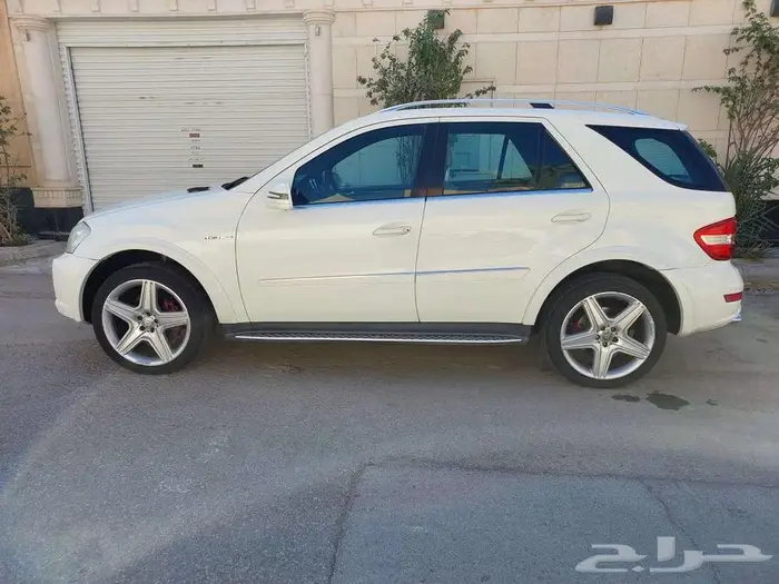 مرسيدس بنز 6 سلندر ML350 AMG نظيف جدا 2