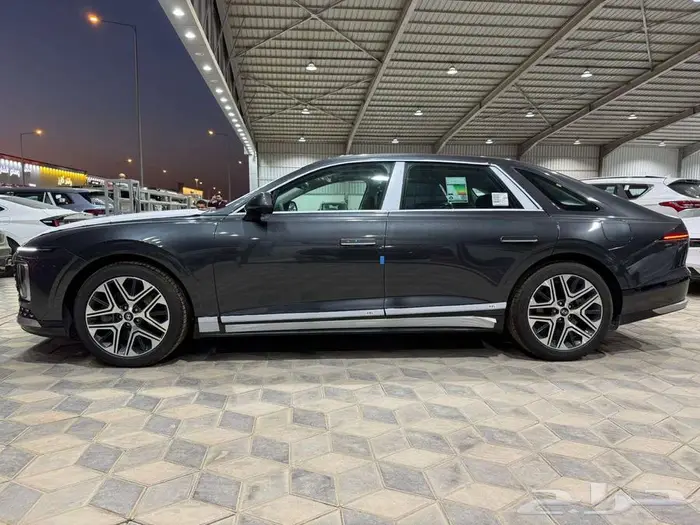 هيونداي ازيرا بريميوم 2025 1