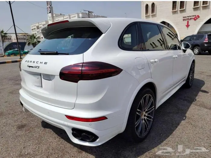 بورش كايين GTS 10