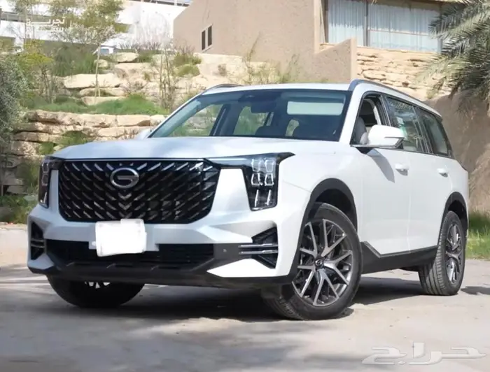 GS8 فل كامل 2025 للبيع ممشى قليل 2